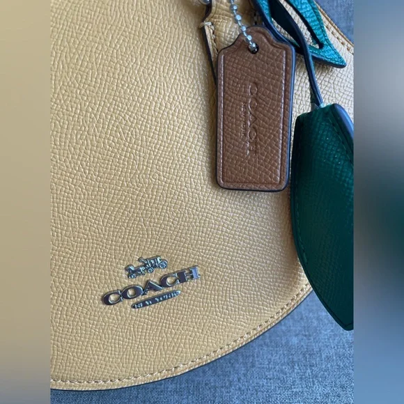 NWT！COACH Lemon Crossbody Bag（COACH CR251 ）Silver/Honeycomb
